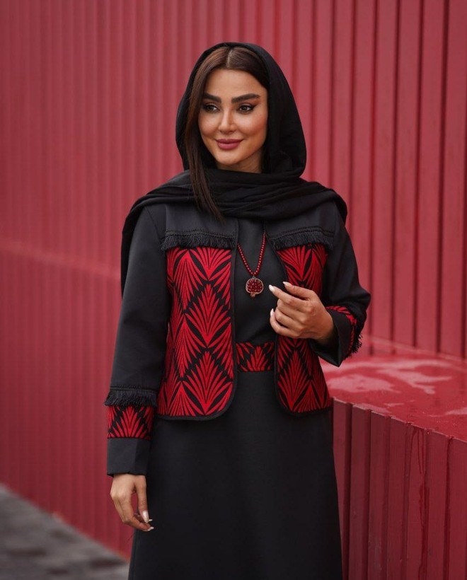 سه تیکه پرشیا و تافته