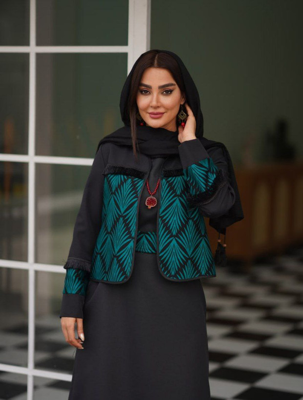 سه تیکه پرشیا و تافته